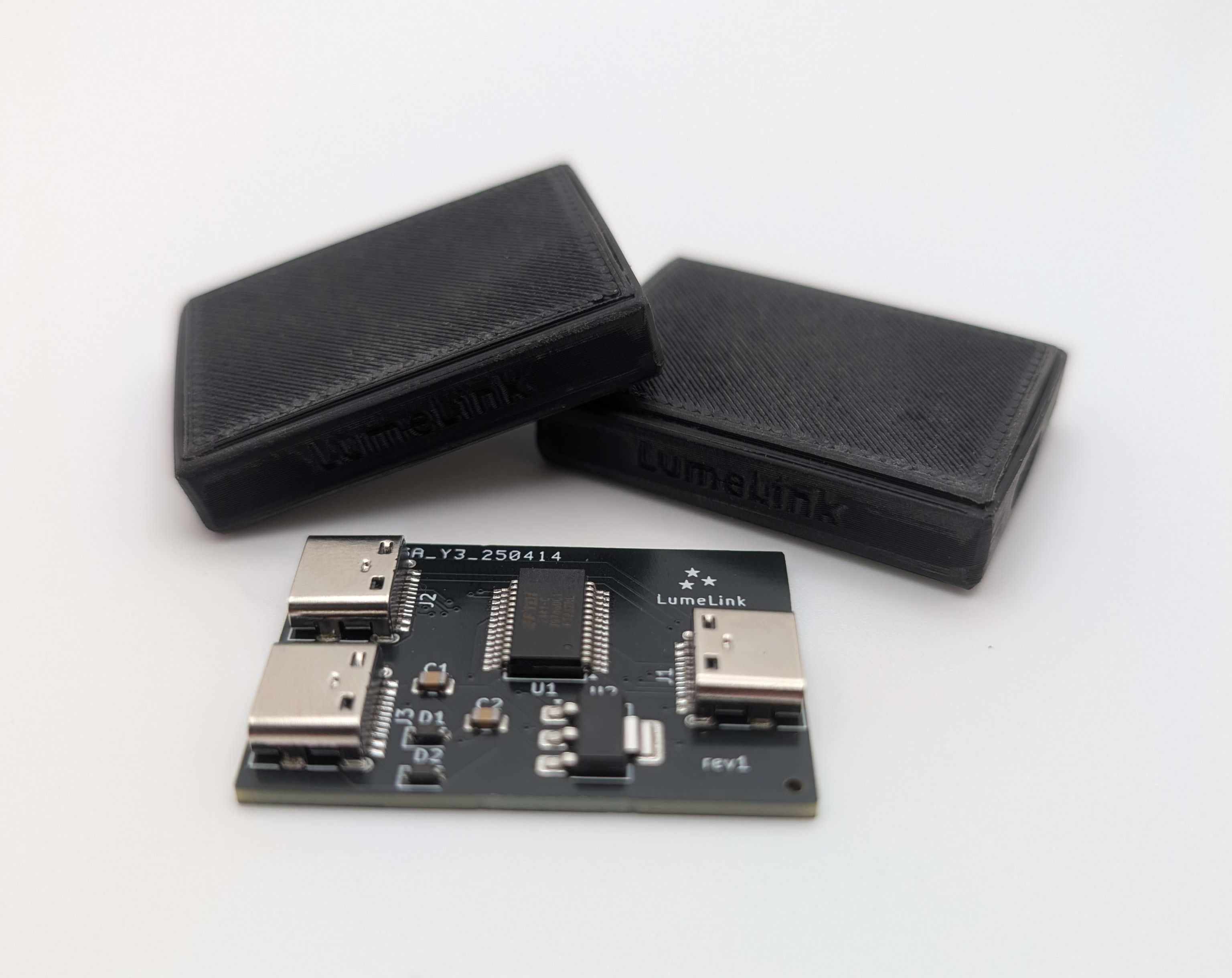 LumeLinks with their PCB